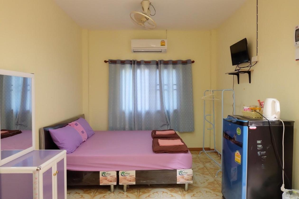 Thippawan Bungalow Ko Sichang Exterior foto