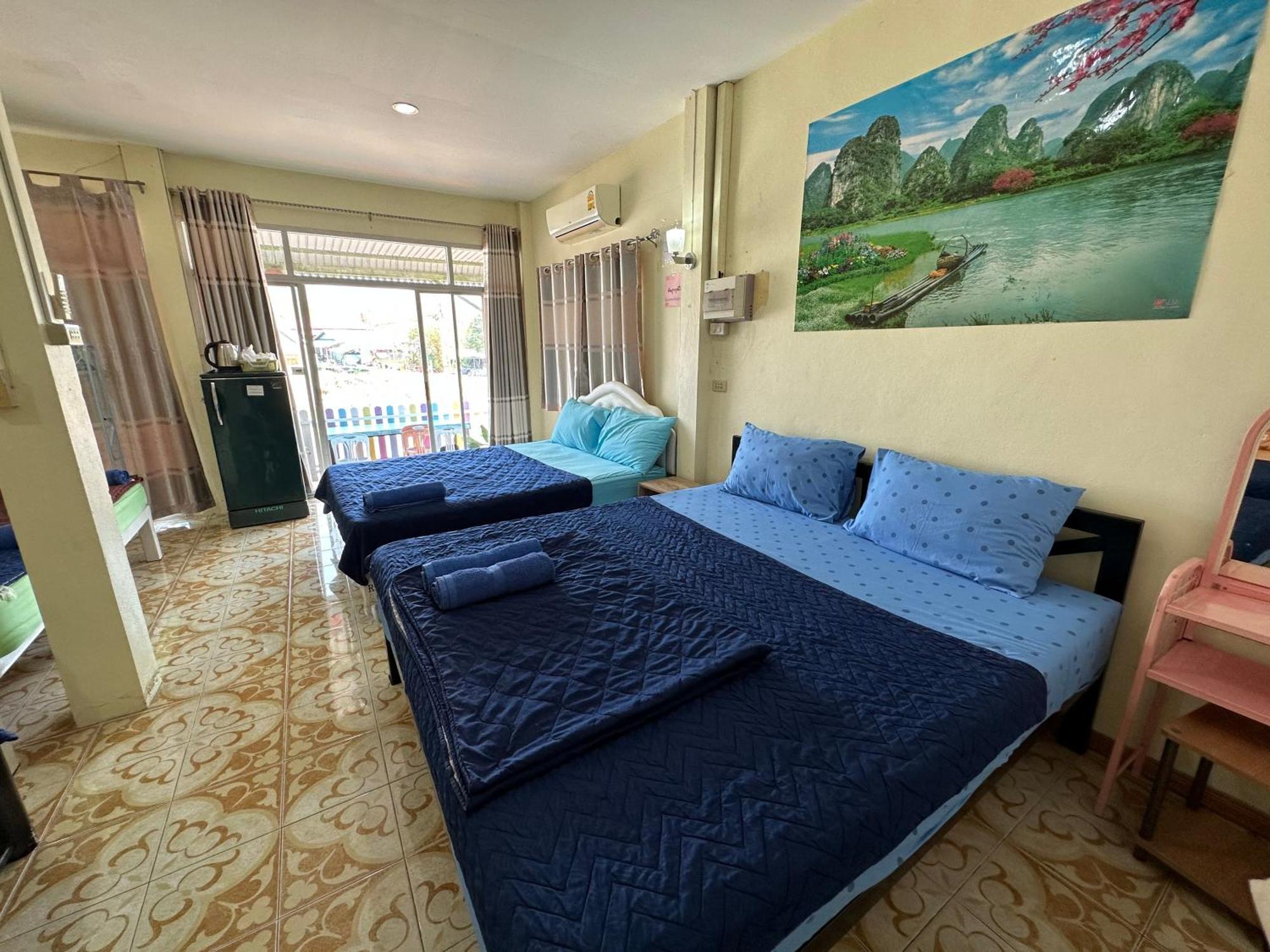 Thippawan Bungalow Ko Sichang Exterior foto