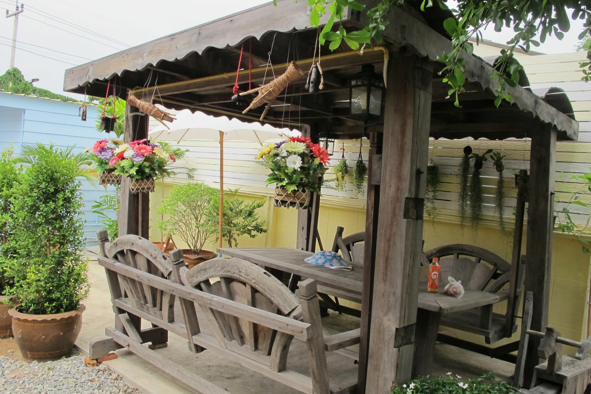 Thippawan Bungalow Ko Sichang Exterior foto