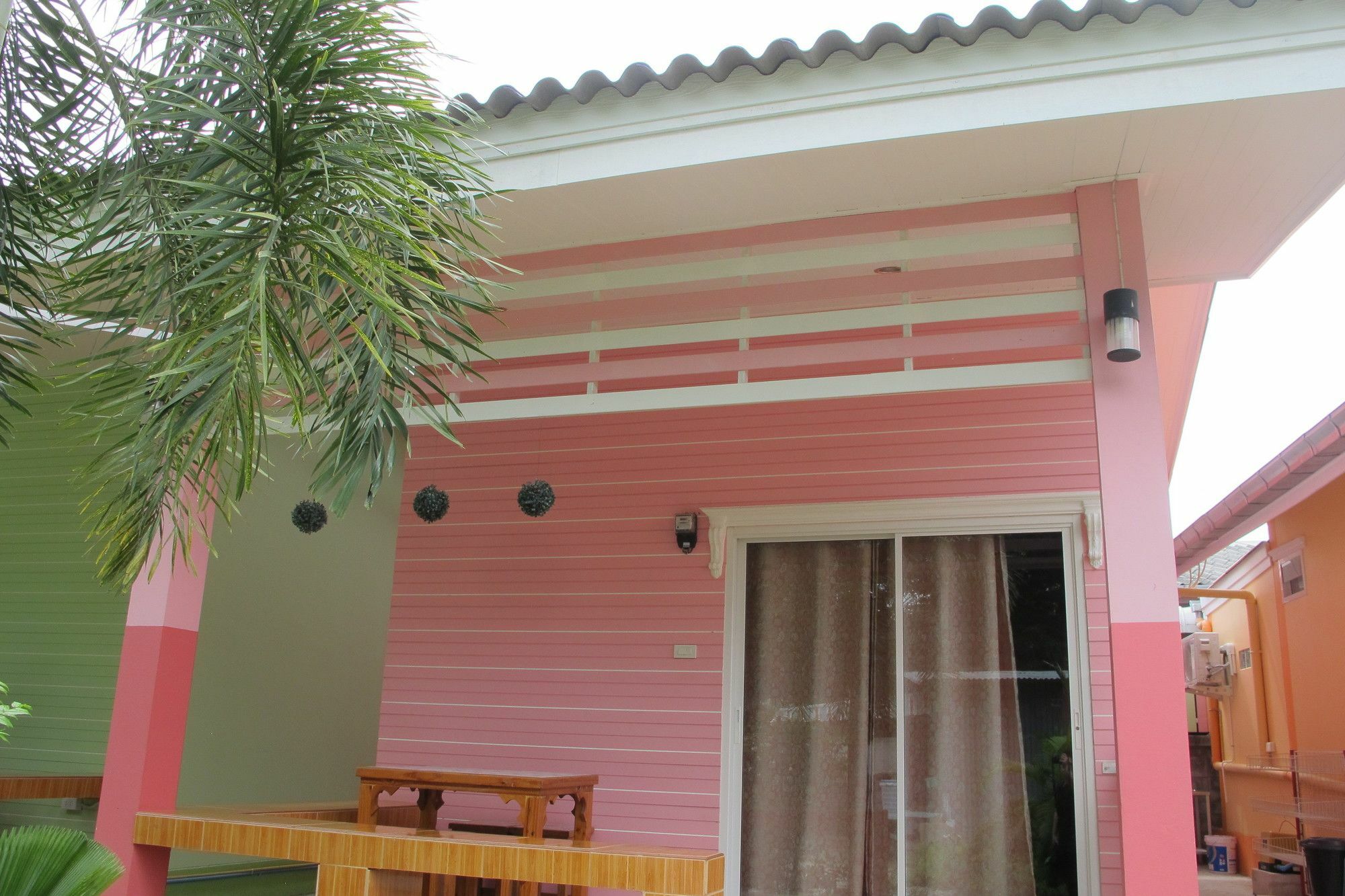 Thippawan Bungalow Ko Sichang Exterior foto