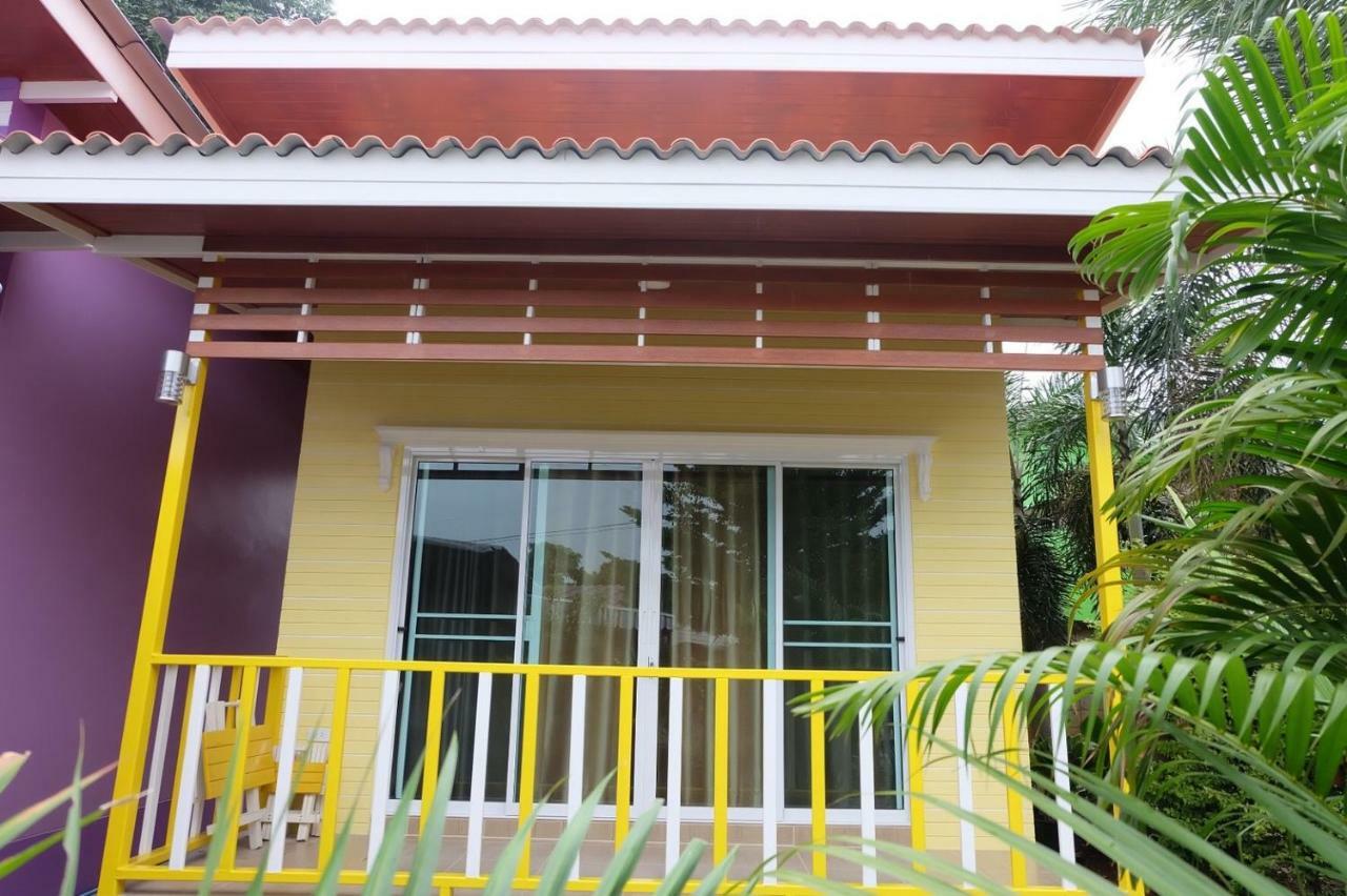 Thippawan Bungalow Ko Sichang Exterior foto